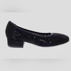David Tate Proud Black Nubuck Cutout Flats Size 10 Wide